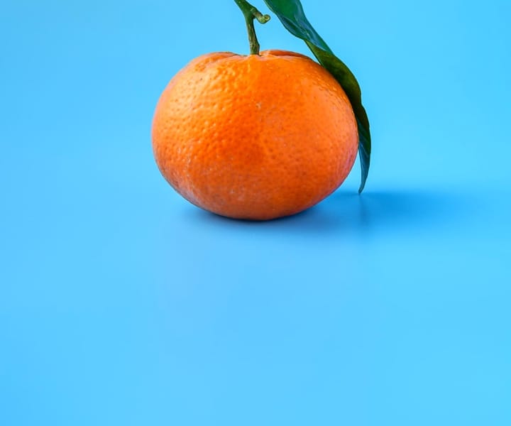 orange with leafe